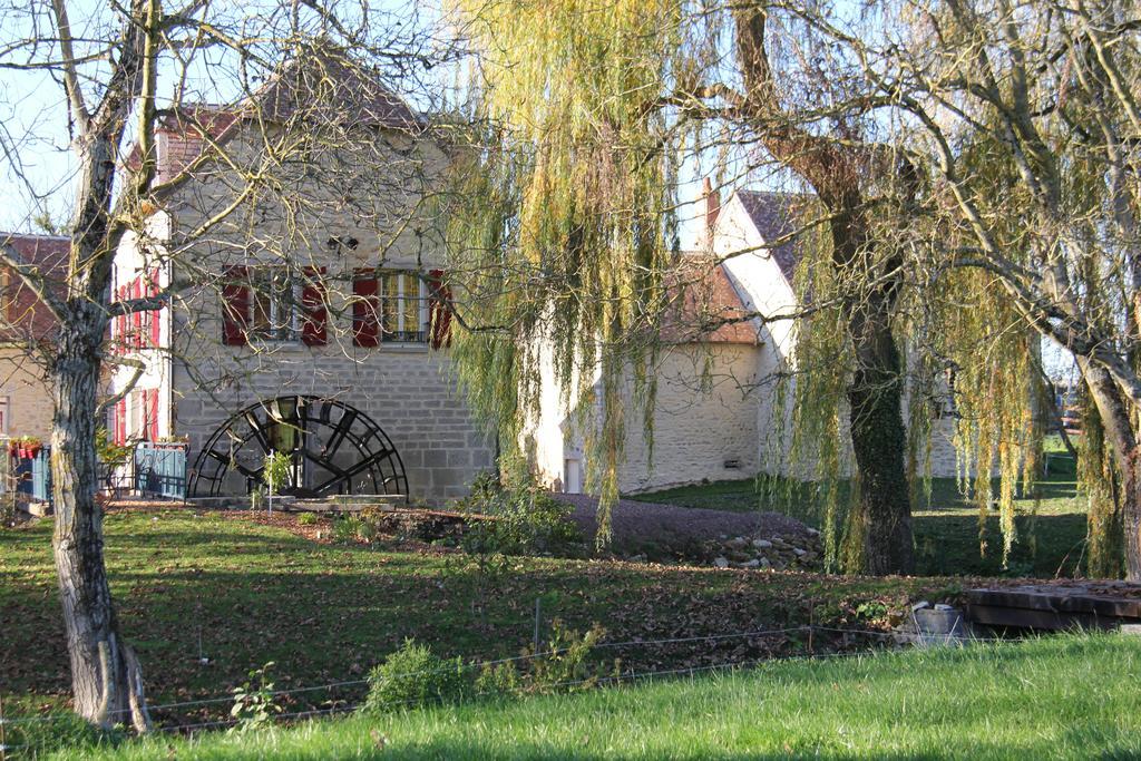 Отель Moulin De Petoulle Charenton-du-Cher Экстерьер фото